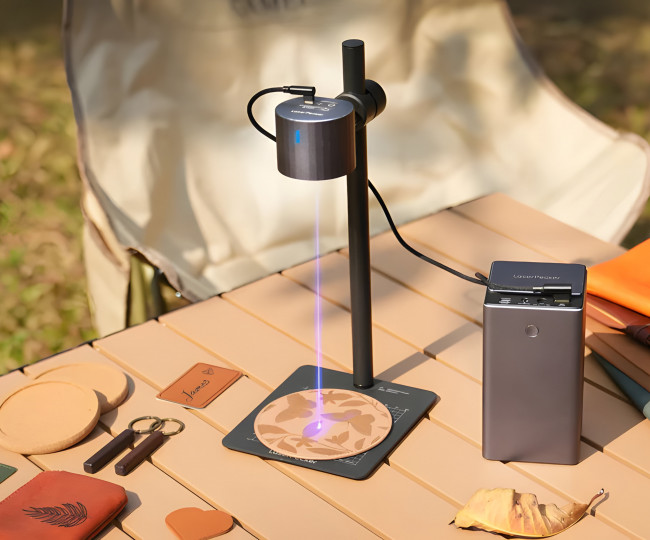 Портативний лазерний гравер LaserPecker LP1 Plus